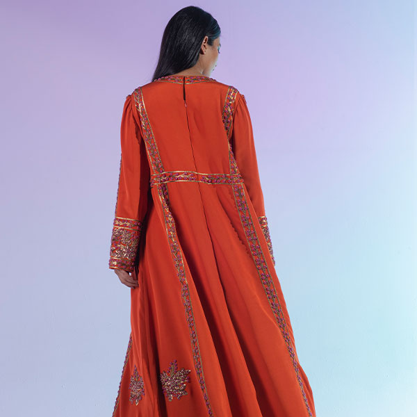 A dress made of crepe with hand embroidery, inspired by the heritage of the Hijaz