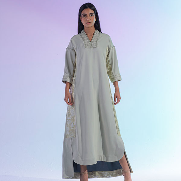 Crepe dress with hand embroidery from the Hijaz heritage