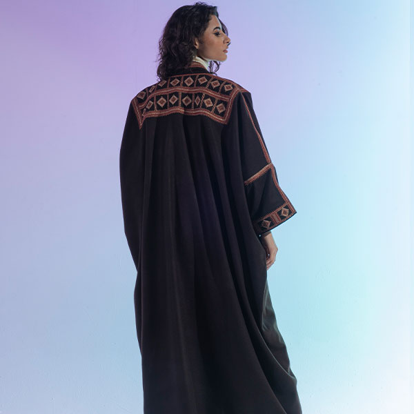 A womens fur made of wool material, hand-embroidered, reflecting the heritage of the Najd region