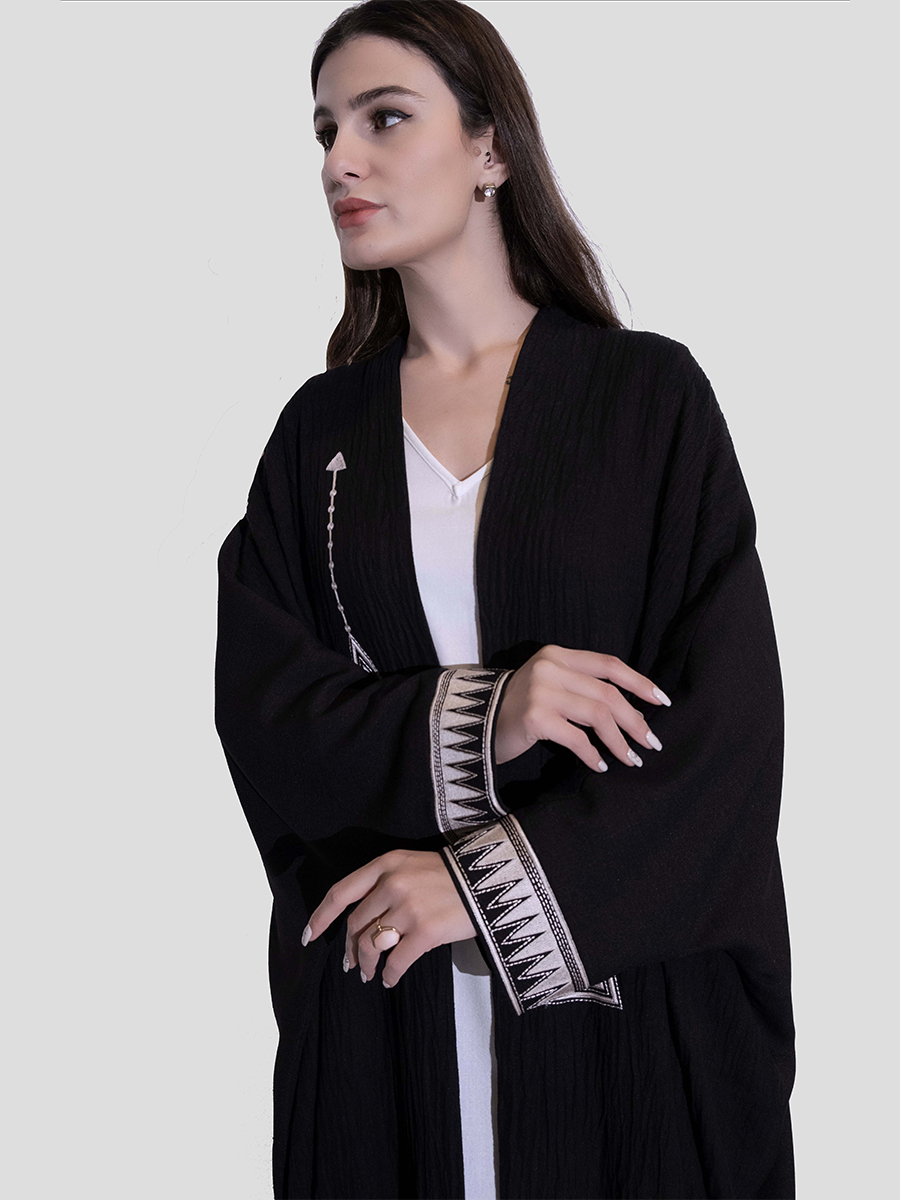 Black abaya with back embroidery